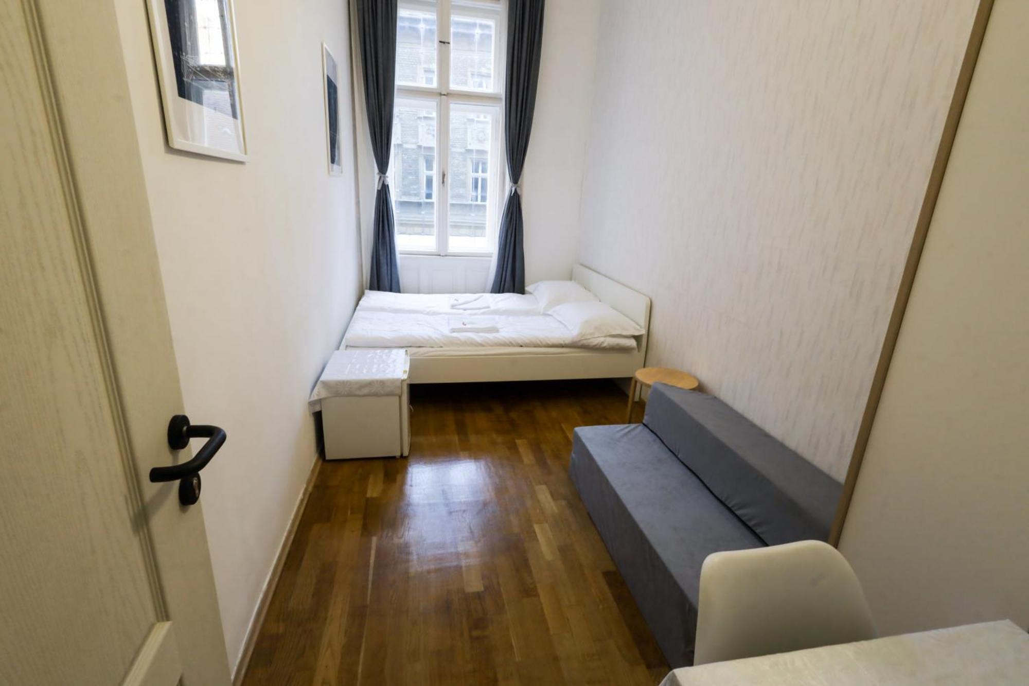 Budapest Pest-Port Apartment 4 Rooms For 16 Person Eksteriør billede