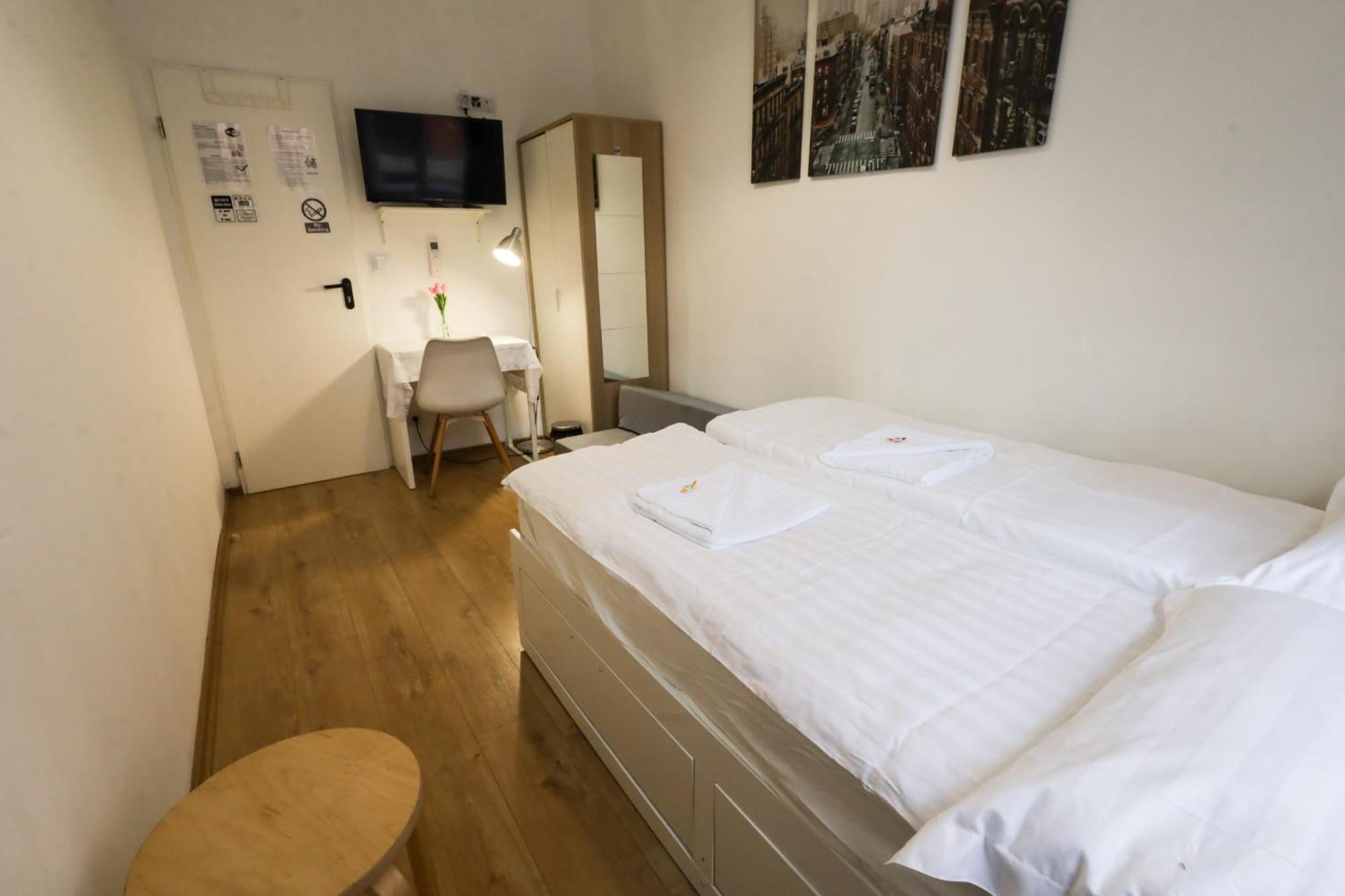 Budapest Pest-Port Apartment 4 Rooms For 16 Person Eksteriør billede