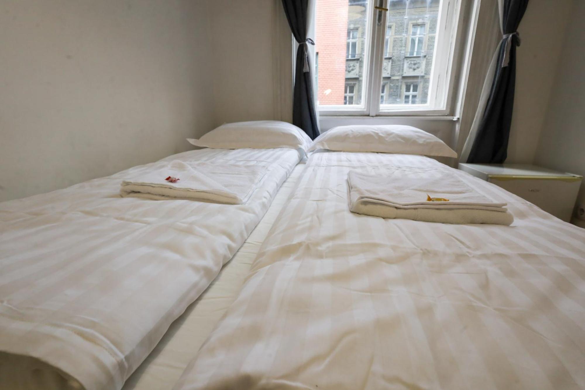 Budapest Pest-Port Apartment 4 Rooms For 16 Person Eksteriør billede